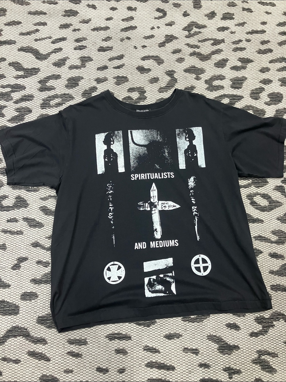 Black Graphic Short-Sleeve Crewneck Tee - Spiritualists and Mediums